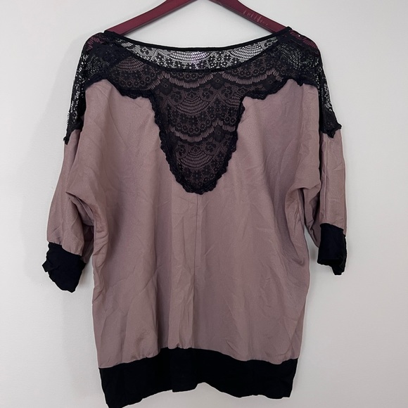 Rue 21 chocolate blouse with lace. Size XL - Picture 1 of 8